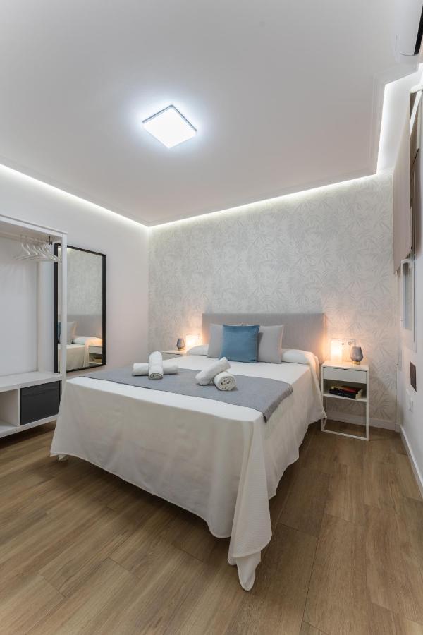 Casa Augusto - Junto Al Teatro Romano, Con Garaje Mérida Ngoại thất bức ảnh